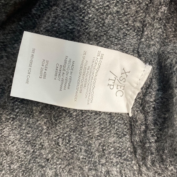 Cabi Grey Oversized Knitted Sweater Size XS - Picture 5 of 5